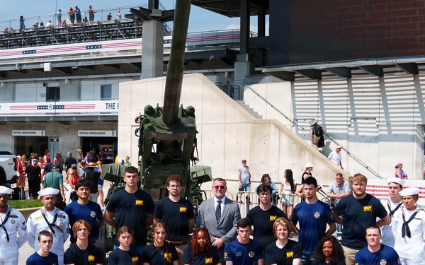 Joint enlistment ceremony honors America’s 250th birthday during Armed Forces Day weekend at Indianapolis Motor Speedway