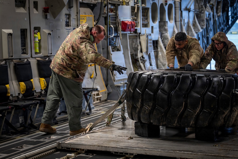 Reserve Loadmaster Brings Safety Expertise to Global Missions