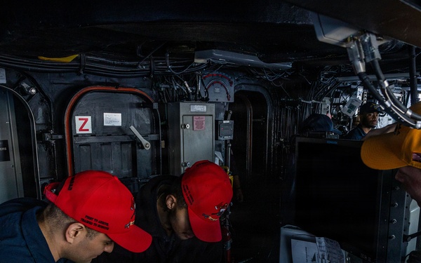 USS Iwo Jima Sailors Conduct Operations in the Pilot House