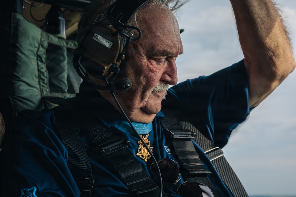 Fort Campbell hosts Medal of Honor recipients with Honor Flight