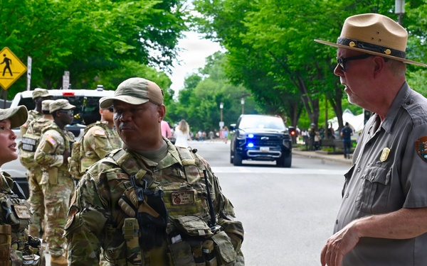 DCNG Commanding General Visits Presence Patrols During Rededicate 250: A National Jubilee Of Prayer, Praise &amp; Thanksgiving