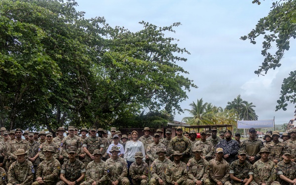 Jungle Operations Training Course - Panama 26-5: Graduation