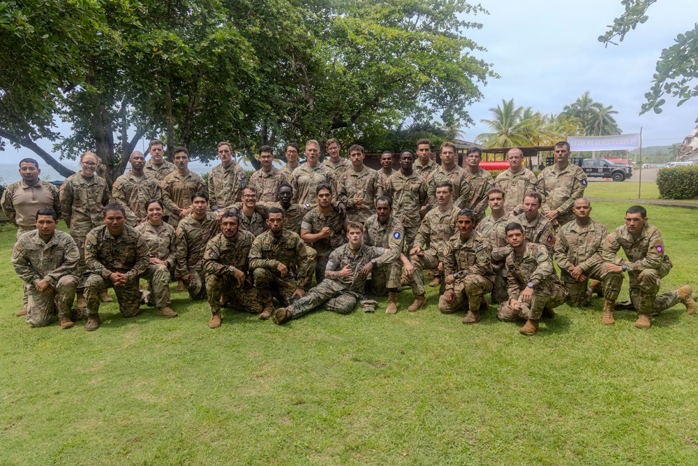 Jungle Operations Training Course - Panama 26-5: Graduation
