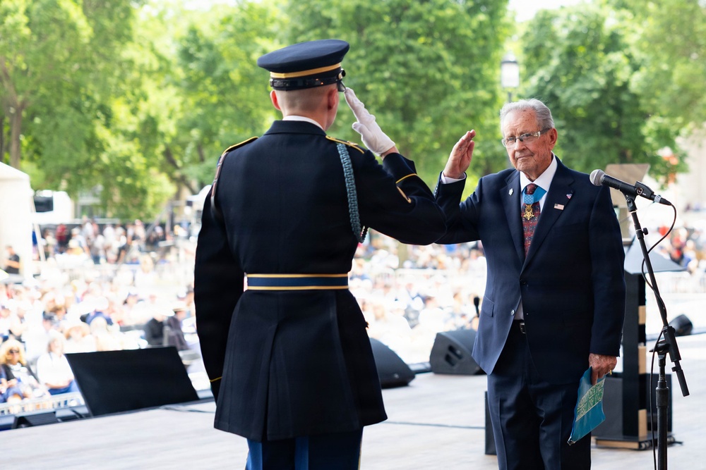 U.S. Army “Old Guard” Soldier escorts Medal of Honor Recipient during Freedom 250 Event