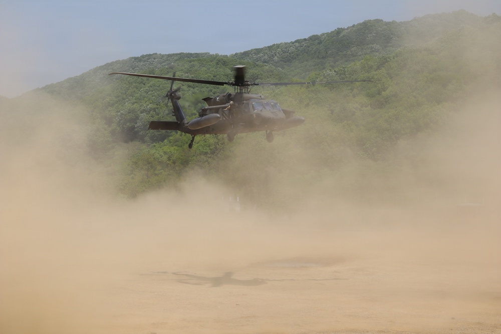 3-2 GSAB Conducts Degraded Visual Environment Training