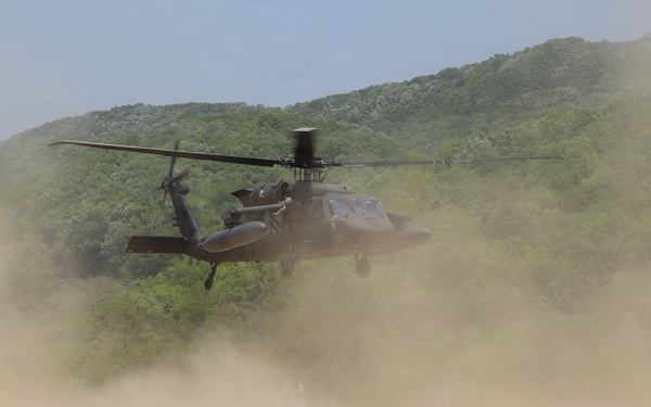 3-2 GSAB Conducts Degraded Visual Environment Training