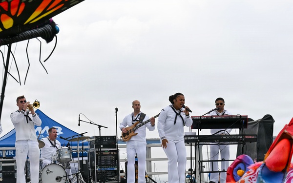 Navy Band Southwest Destroyers at Navy’s Bay Bridge Run/Walk