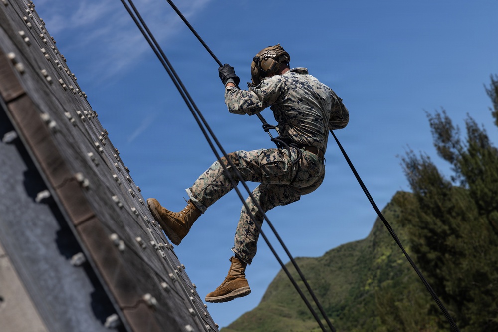 12th Littoral Combat Team Rehearses Fast-Rope and Rappel Techniques