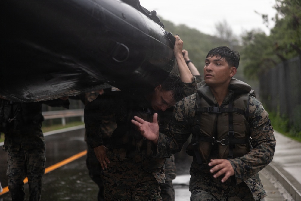 12th Littoral Logistics Battalion Hosts Coxswain Training