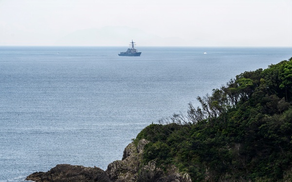USS Howard (DDG 83) arrives at Shimoda, Japan for 87th annual Black Ship Festival