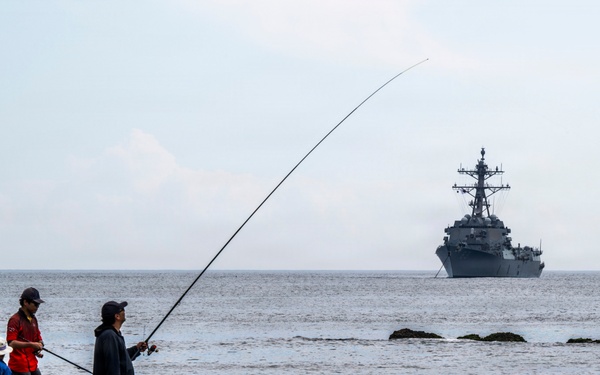 USS Howard (DDG 83) arrives at Shimoda, Japan for 87th annual Black Ship Festival