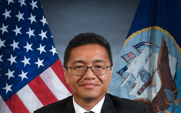 NAVFAC EURACENT Announces Alex Menex as the 2026 1st Quarter Senior Civilian of the Quarter