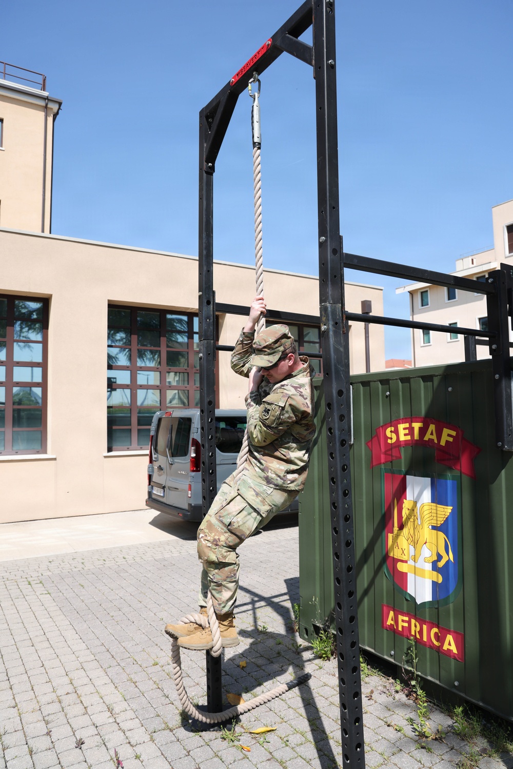 SETAF-AF Soldiers complete obstacle course while stationed in Italy