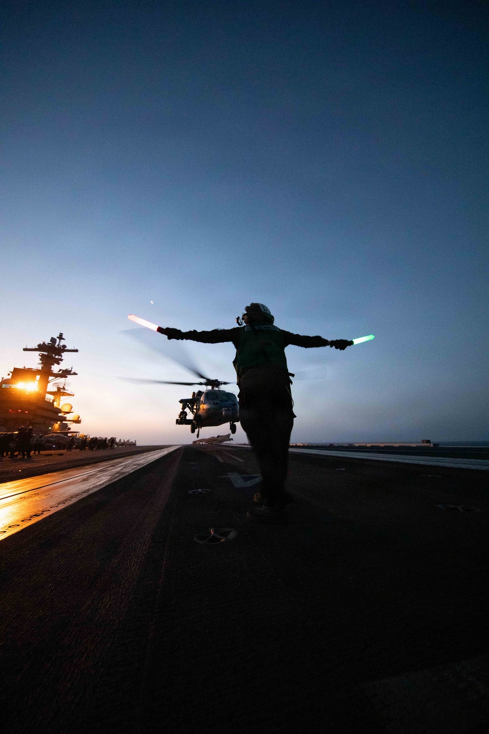 USS George H.W. Bush Conducts Night Flight Ops