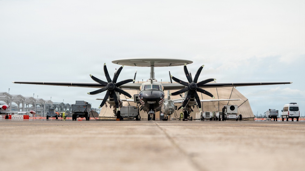 E-2D Hawkeyes take flight for command and control at Checkered Flag 26-2
