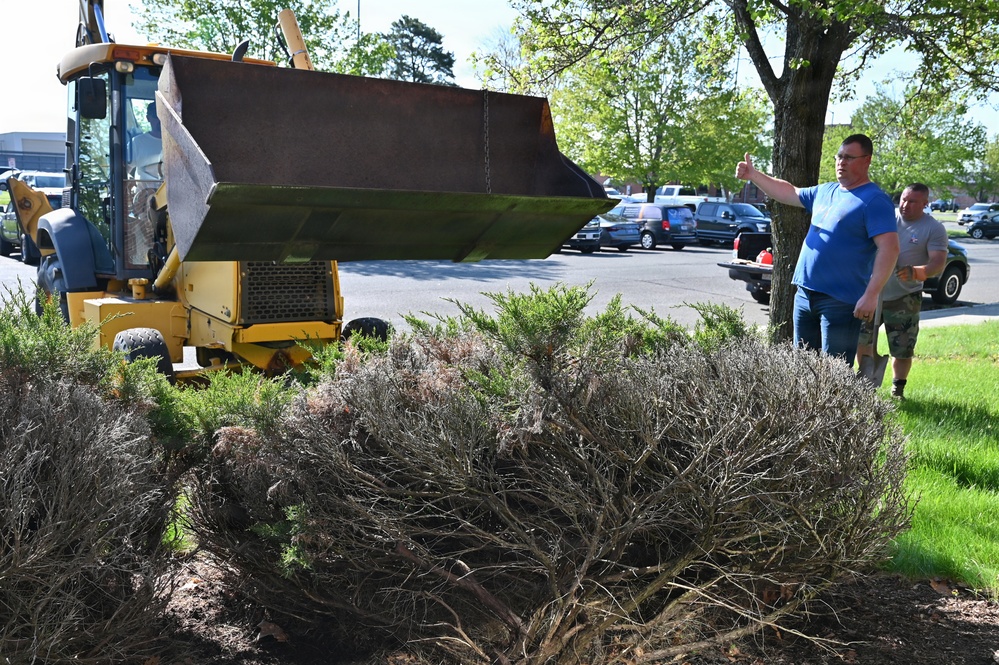 104th Fighter Wing takes time to clean up base