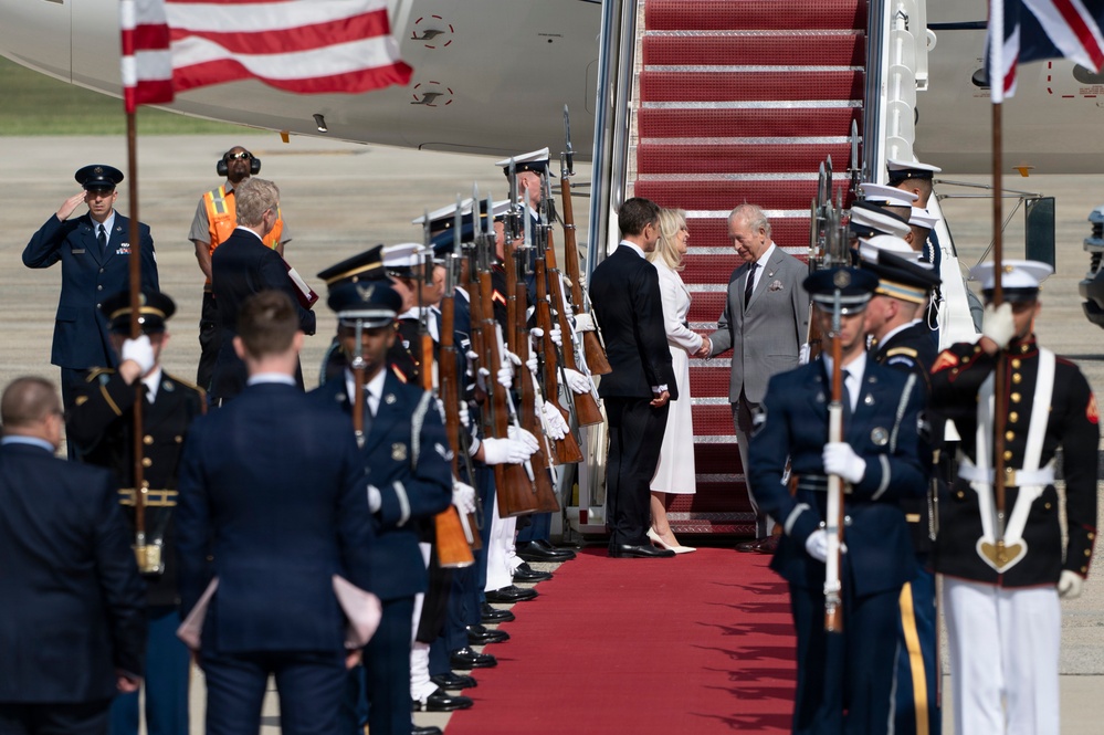 Honor guard supports King Charles III state visit departure
