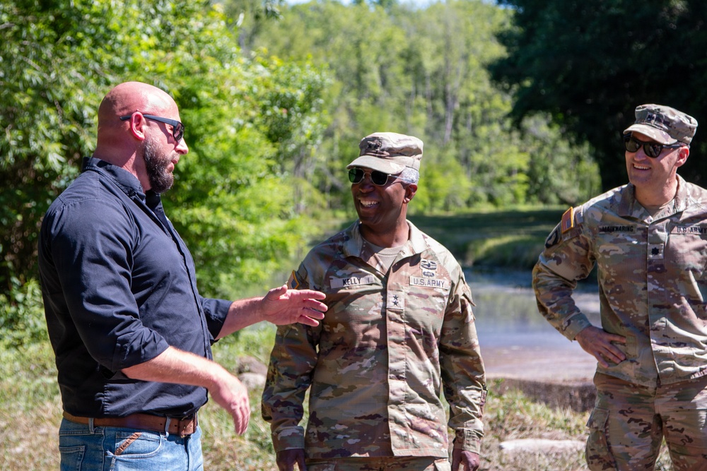 USACE Maj. Gen. Discusses Waccamaw River Flooding With County Leadership