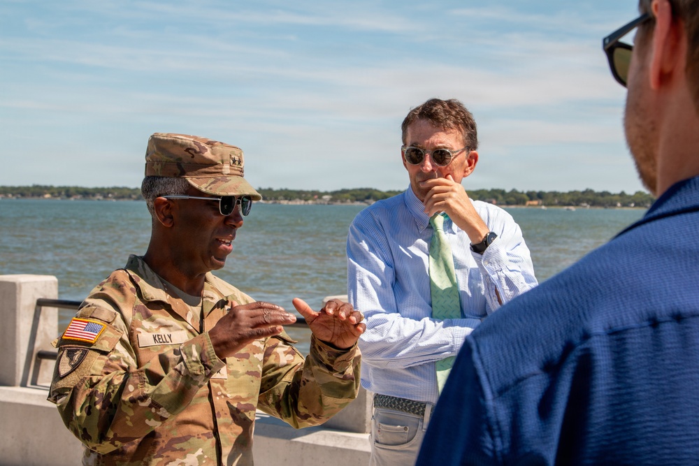 USACE Maj. Gen. Discusses Charleston Peninsula Project With City Leadership