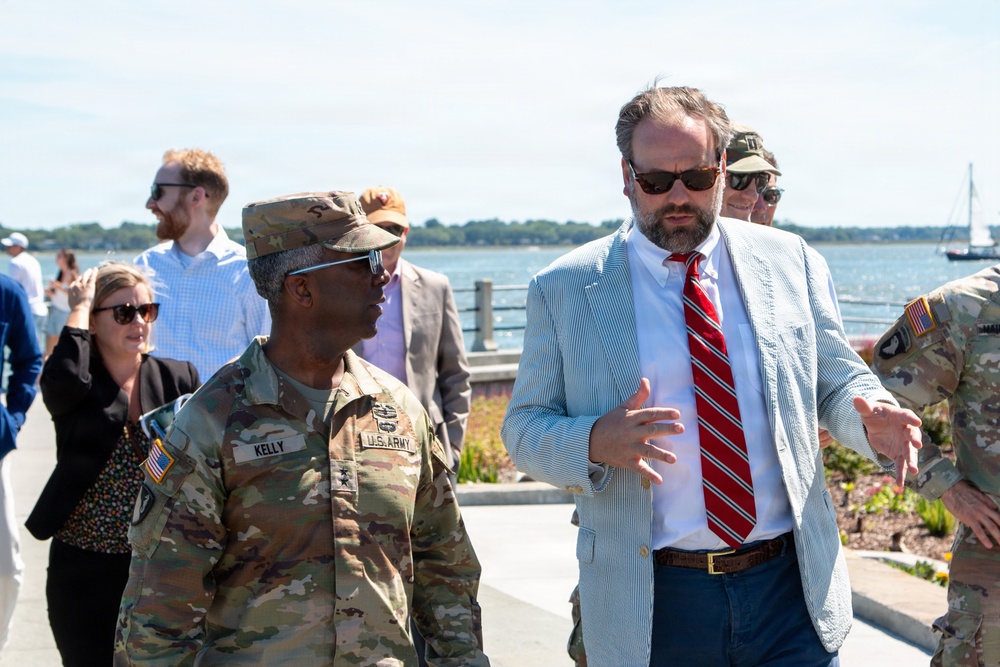 USACE Maj. Gen. Discusses Charleston Peninsula Project With City Leadership