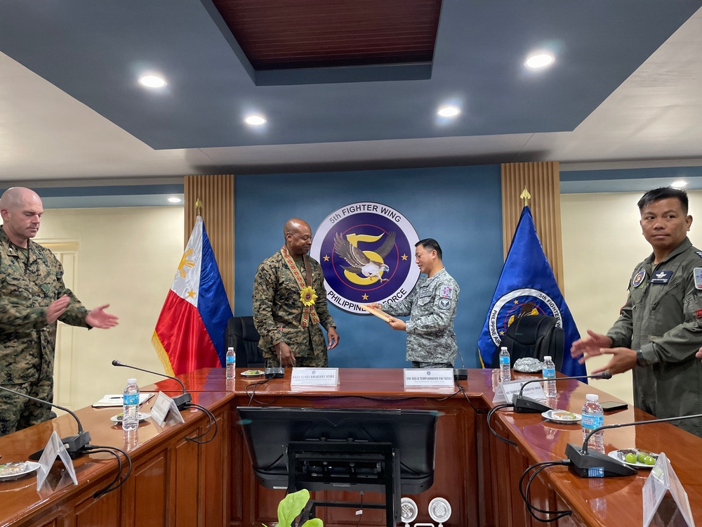 3rd MAW AWC KLE with PAF ADC, 5th FW, 960th AMDW, VMU-1 Det