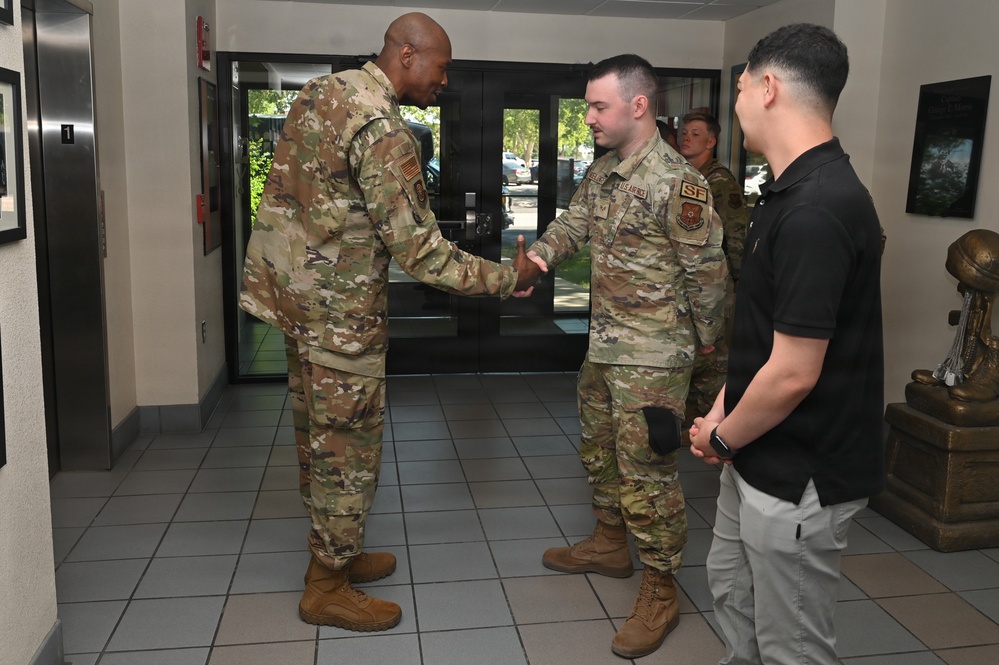 Recognizing Excellence: 20th Air Force Leadership Visits Kirtland's 377th Air Base Wing