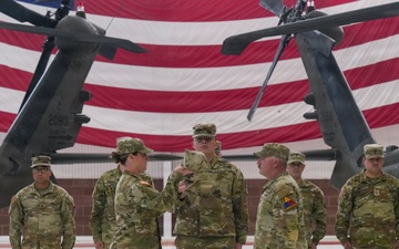 3-501st AHB, 1AD CAB furls the Chaos Company colors