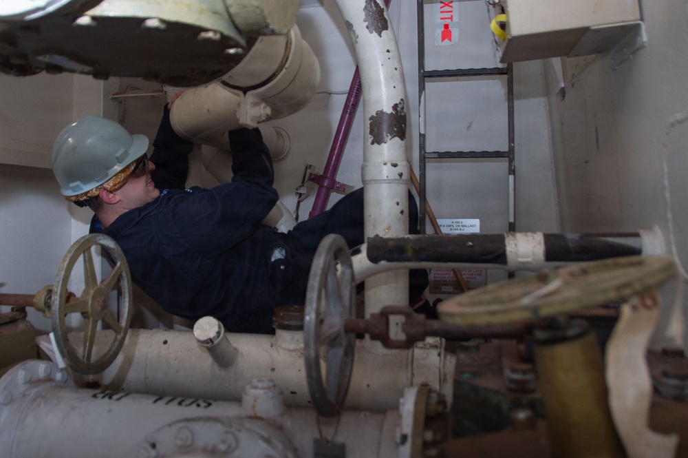USS Ronald Reagan (CVN 76) Sailor Opens A Void Space