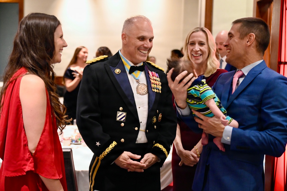 D.C. National Guard Family Programs Military Ball