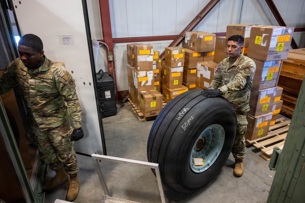 105th LRS operations