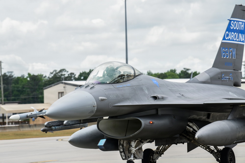 U.S. Air Force Col. Shaun Bowes F-16 fini-flight