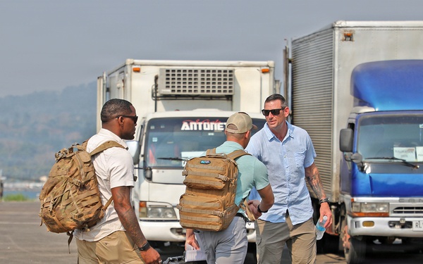 25th ID Soldiers arrive at Subic Bay