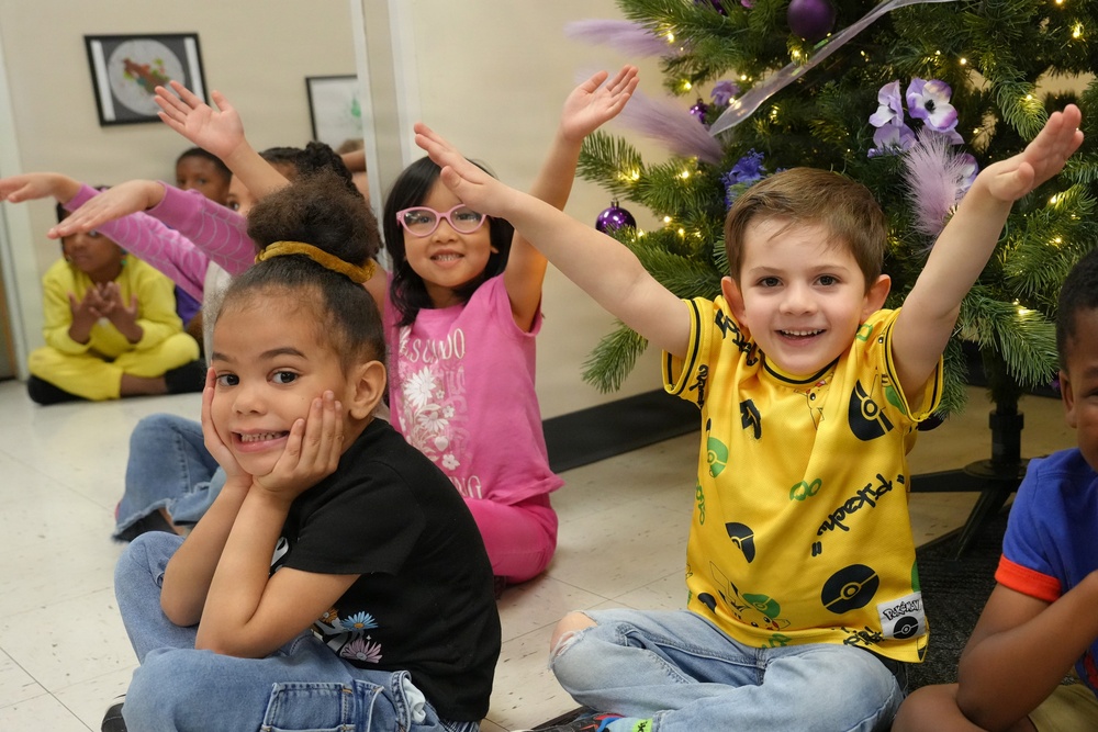 U.S. Army Field Band visits CDCs for Month of the Military Child