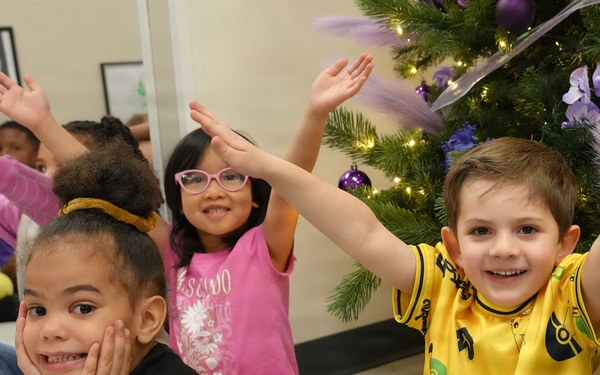 U.S. Army Field Band visits CDCs for Month of the Military Child