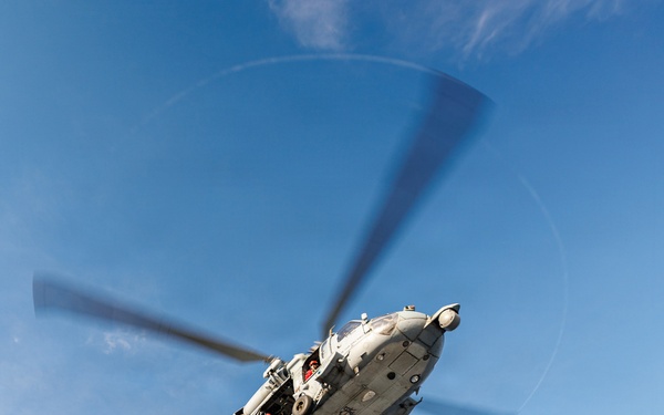 HSC-28 Vertical Replenishment Training