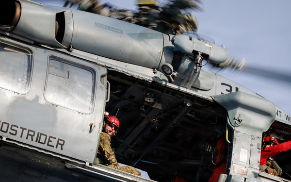 HSC-28 Vertical Replenishment Training