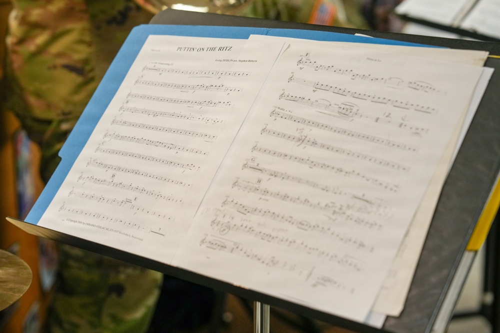 U.S. Army Field Band visits CDCs for Month of the Military Child