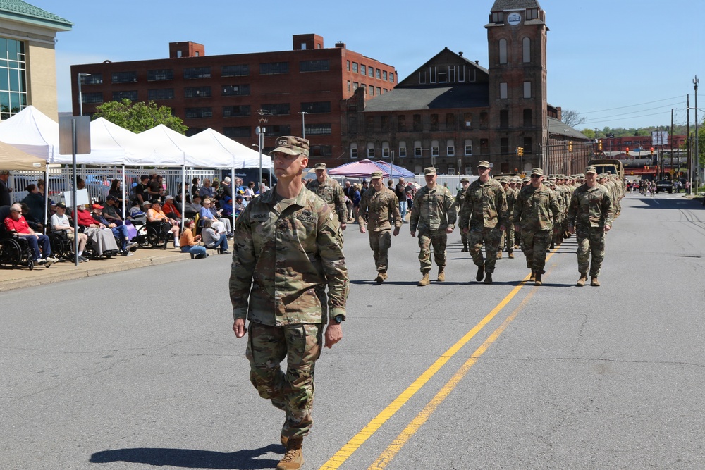Soldiers support Scranton Armed Forces Day Parade