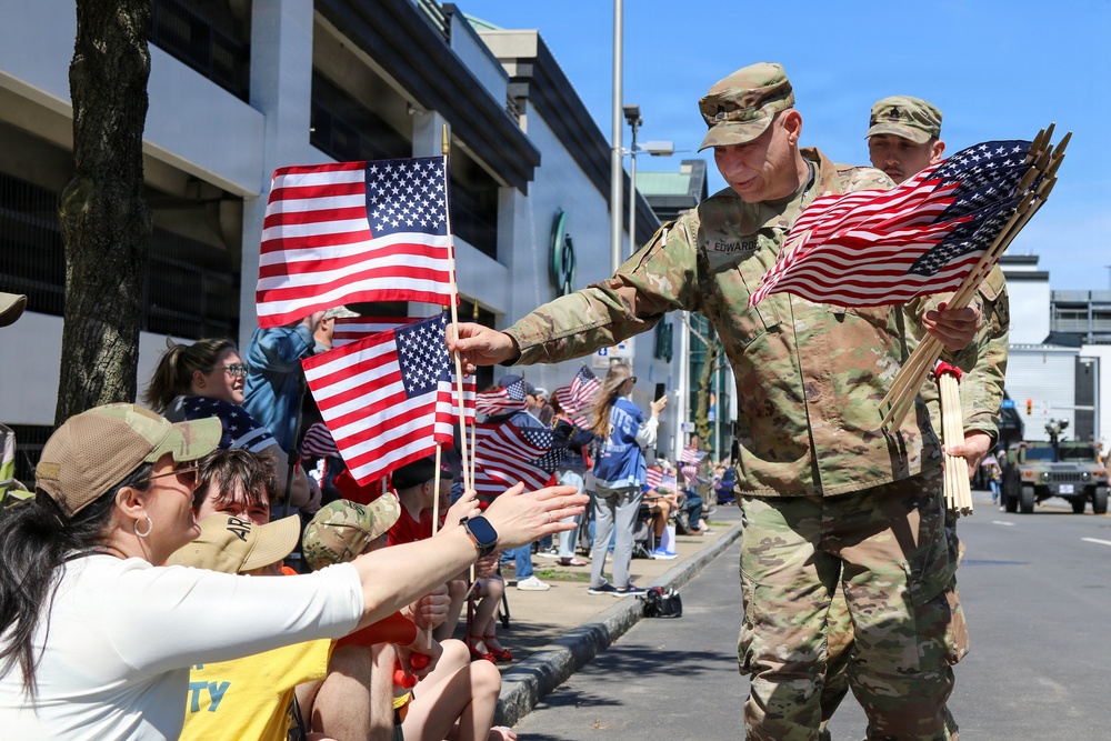 Soldiers support Scranton Armed Forces Day Parade