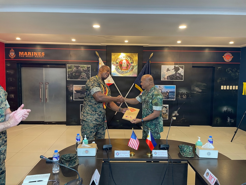 3rd MAW AWC KLE with PAF ADC, 5th FW, 960th AMDW, VMU-1 Det