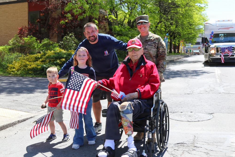 Soldiers support Scranton Armed Forces Day Parade