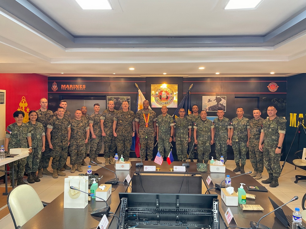 3rd MAW AWC KLE with PAF ADC, 5th FW, 960th AMDW, VMU-1 Det