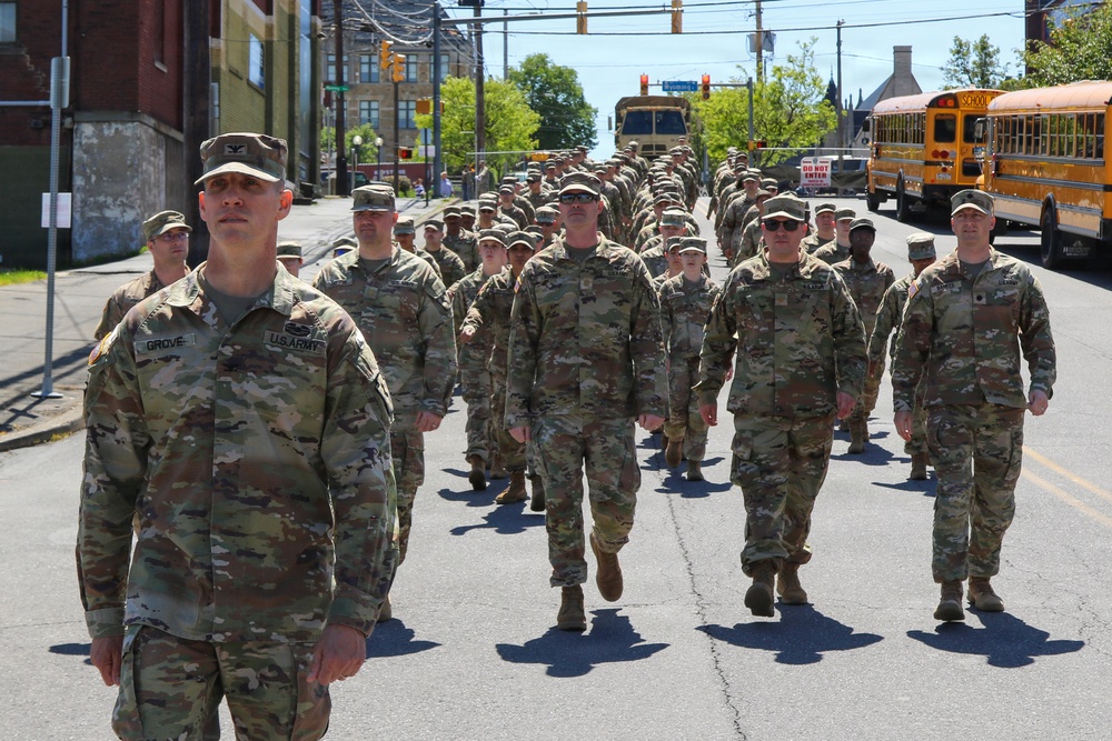 Soldiers support Scranton Armed Forces Day Parade
