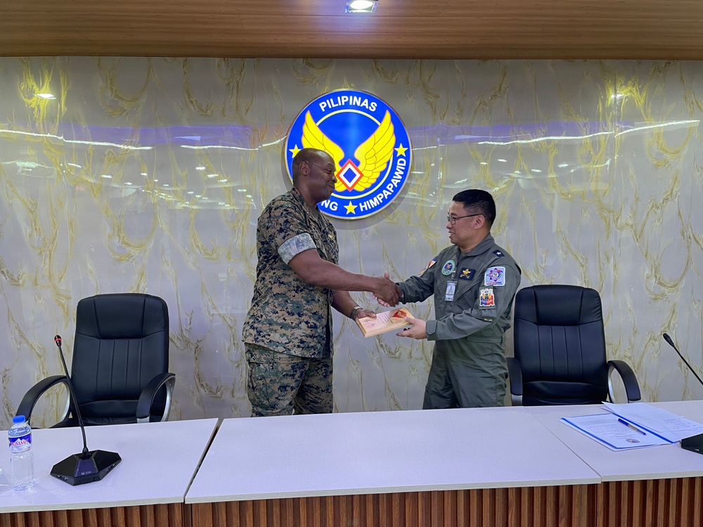 3rd MAW AWC KLE with PAF ADC, 5th FW, 960th AMDW, VMU-1 Det