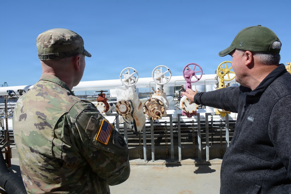 Joint Petroleum Course at Fort Lee unites military branches in fuel logistics