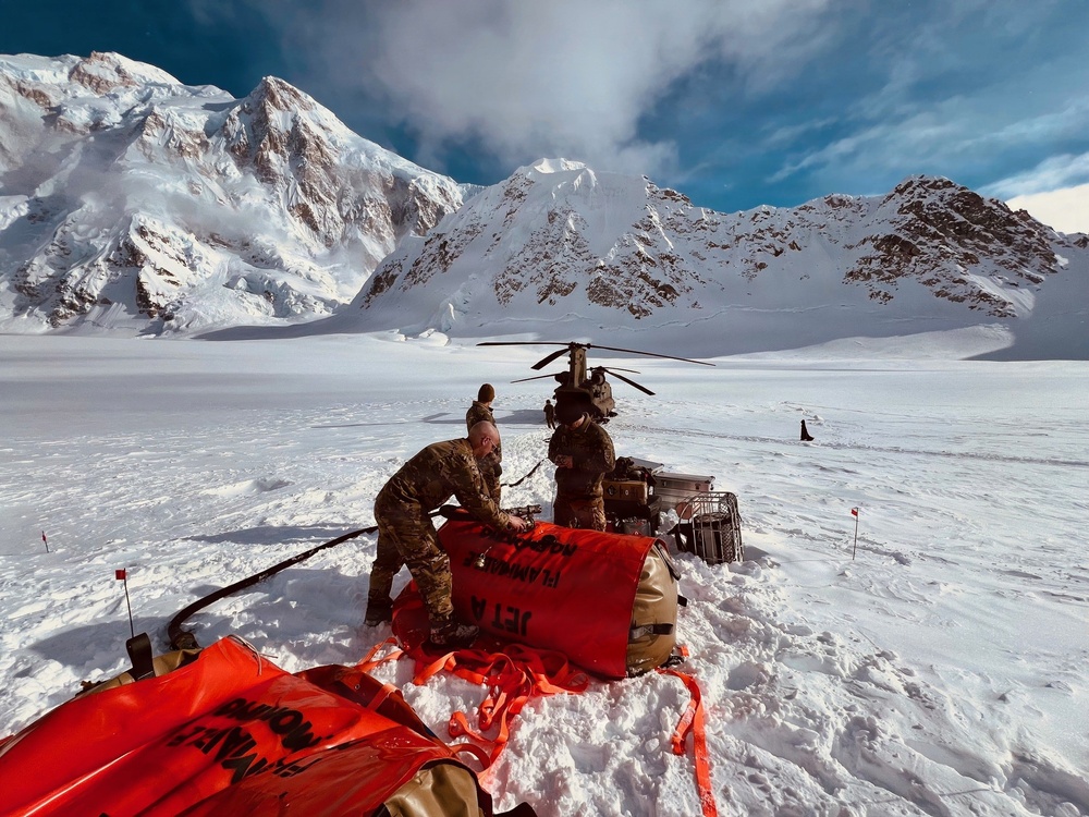 Arctic Aviation Command Soldiers Support Denali National Park Service Base Camp Establishment