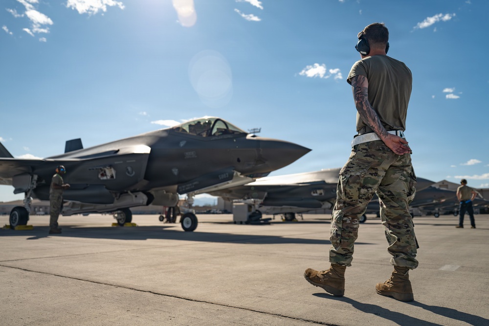 Jacksonville National Guard Base supports Weapons Instructor Course