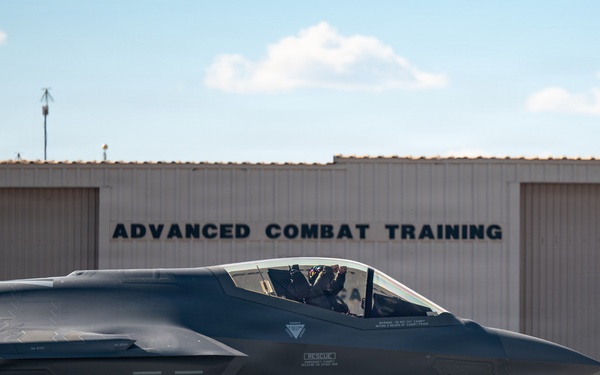 Jacksonville National Guard Base supports Weapons Instructor Course