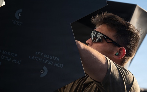 Jacksonville National Guard Base supports Weapons Instructor Course