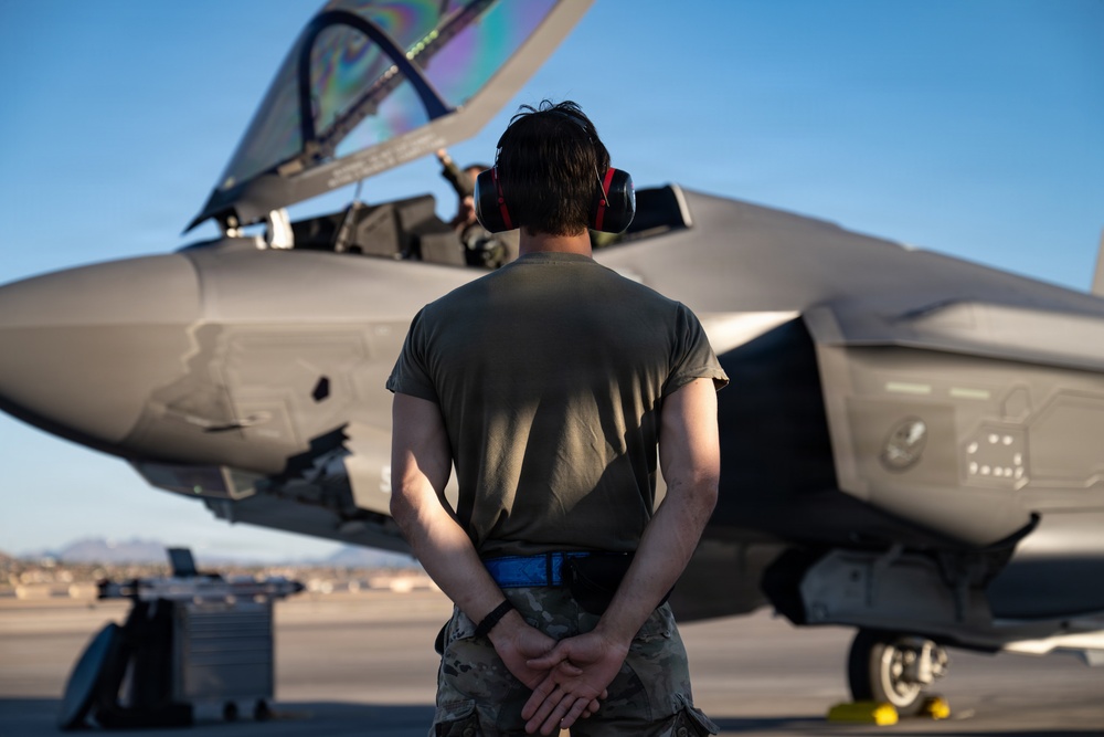 Jacksonville National Guard Base supports Weapons Instructor Course